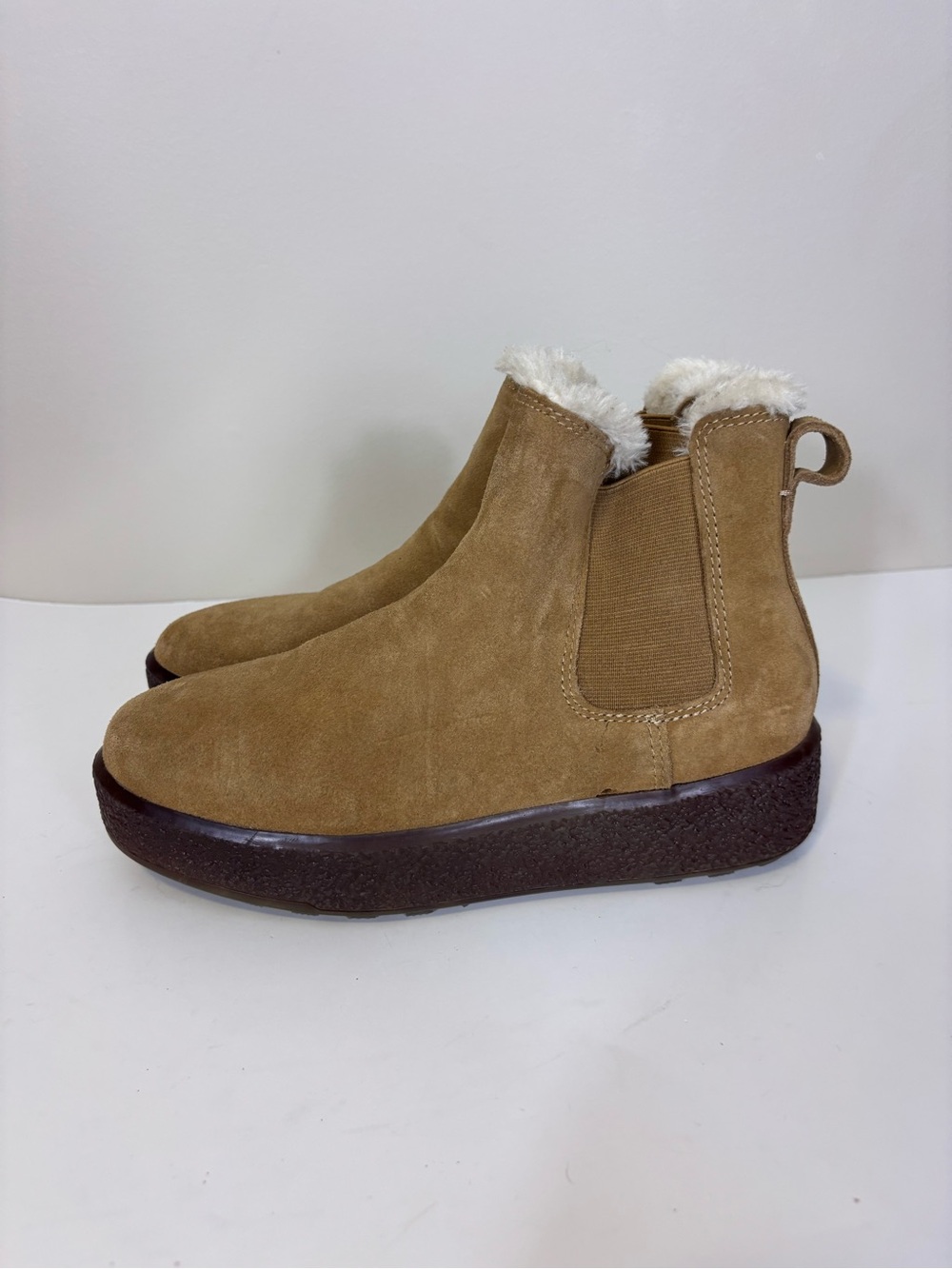Madewell Tan Suede Shearling-Lined Chelsea Boots Women’s 7